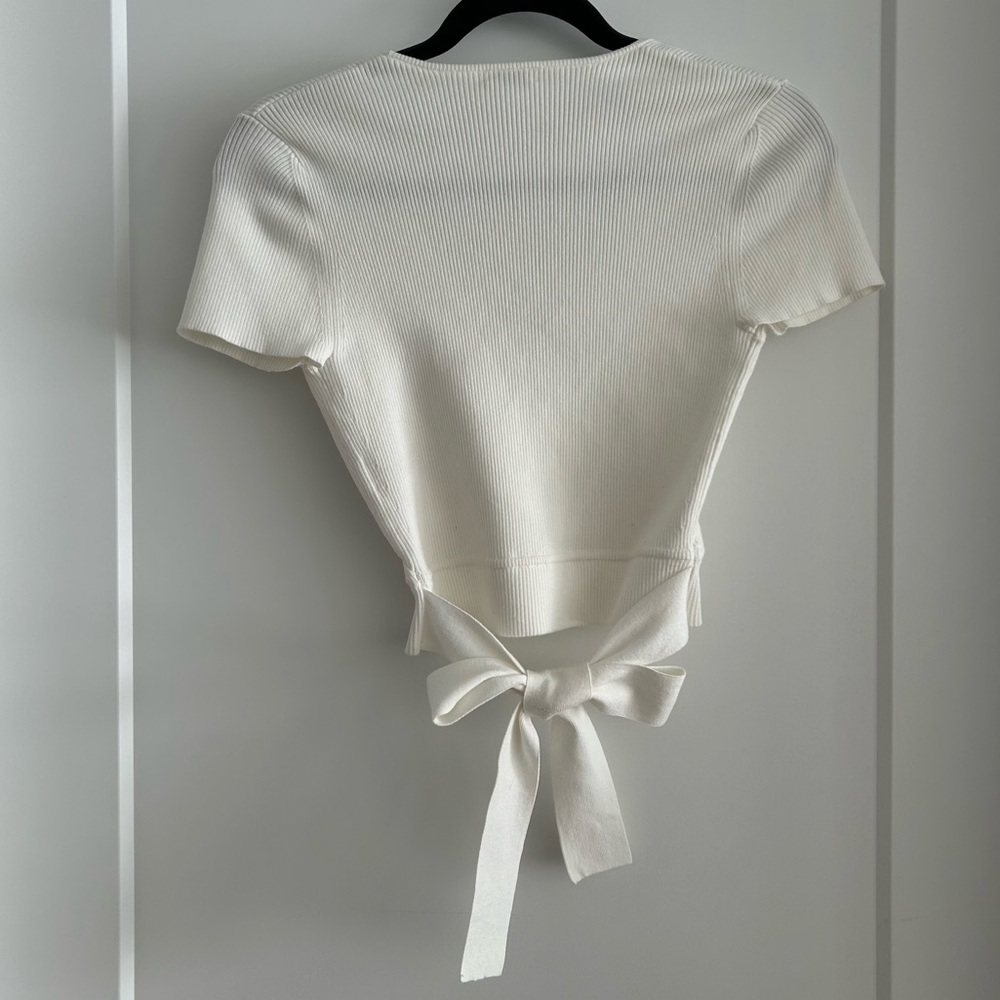 ❌SOLD❌LITTLE MOON WHITE PRUNELLA KNIT TOP - Picture 2 of 8